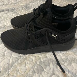 Puma Black Mesh Casual Running Shoes